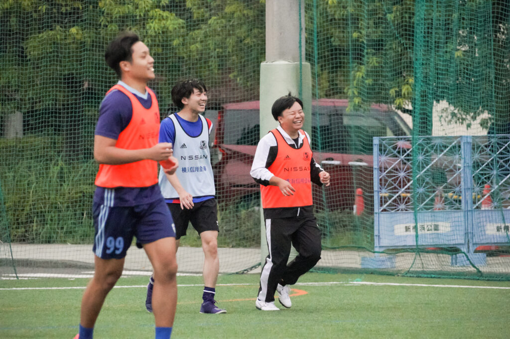 笑顔の社員たち